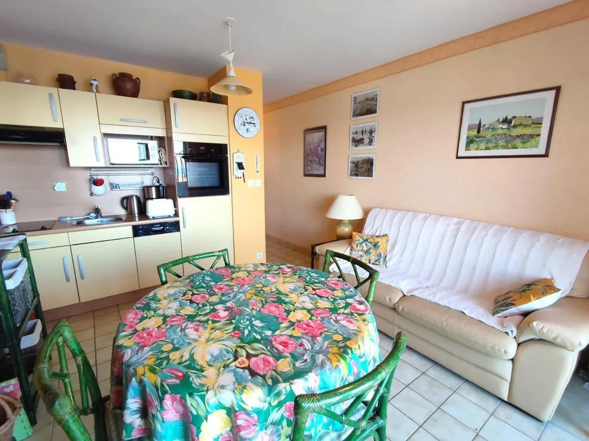 Appartement 3* Avec Balcon Et Parking Face A La Plage De Tregastel - Fr-1-368-171